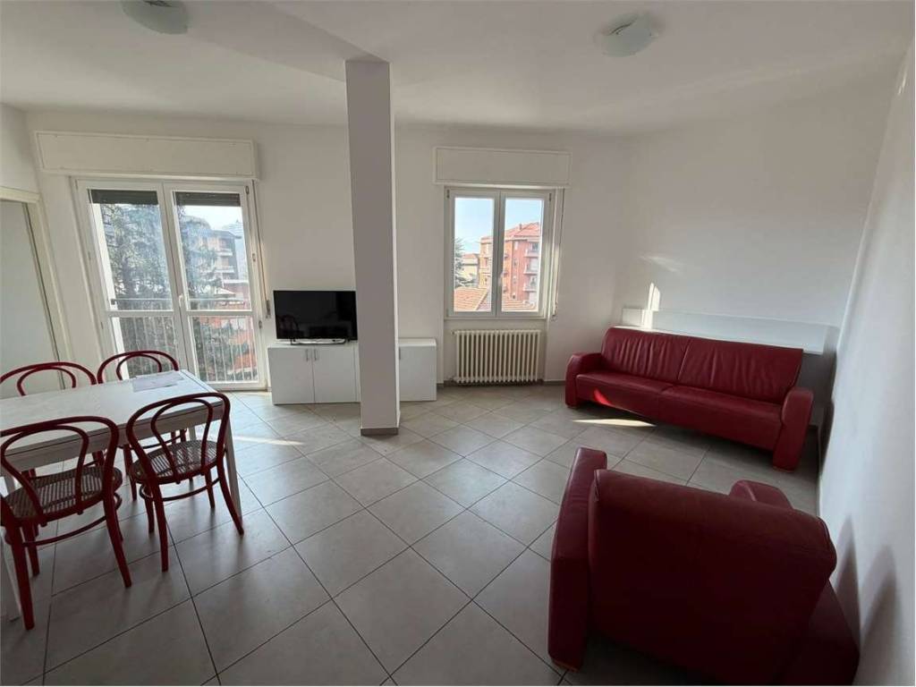 appartamento in affitto a Laveno-Mombello in zona Laveno