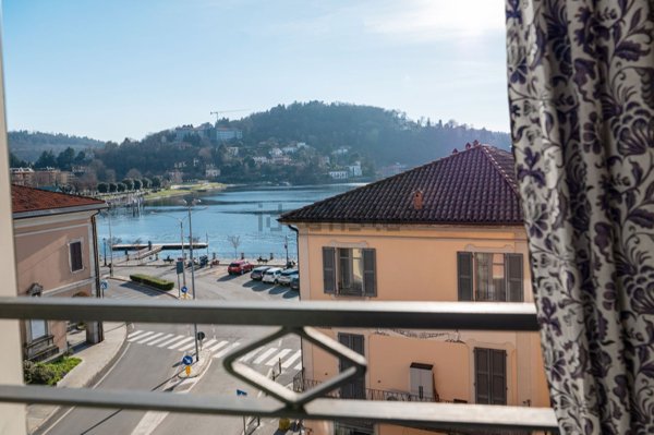 appartamento in affitto a Laveno-Mombello