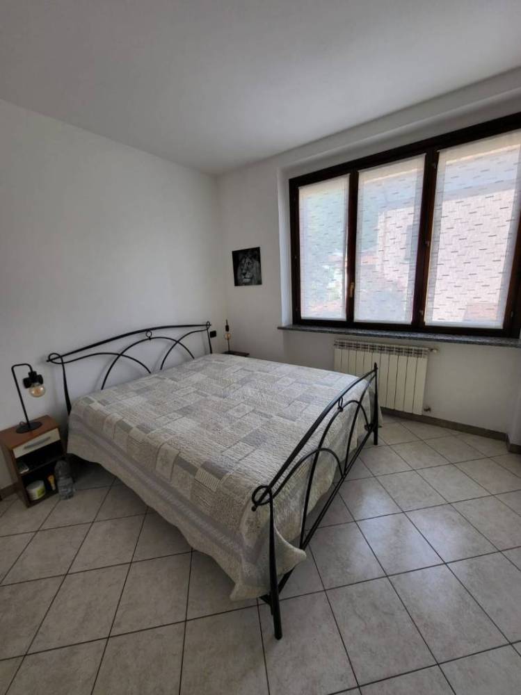 appartamento in affitto a Laveno-Mombello in zona Laveno