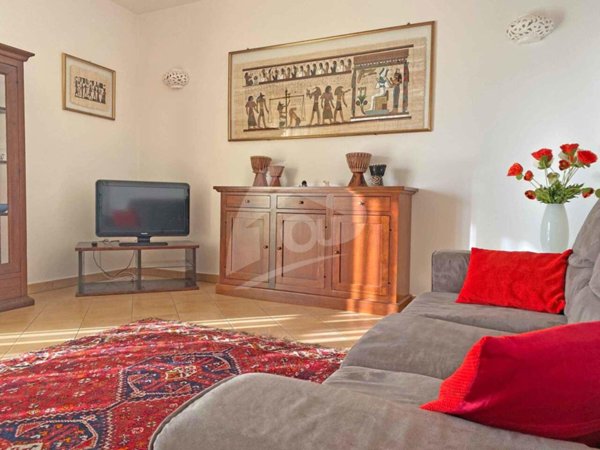 appartamento in affitto a Laveno-Mombello in zona Laveno