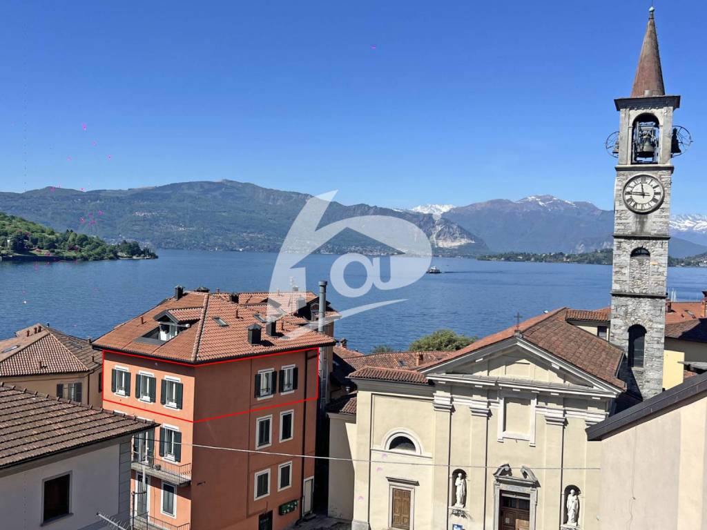 appartamento in affitto a Laveno-Mombello in zona Laveno