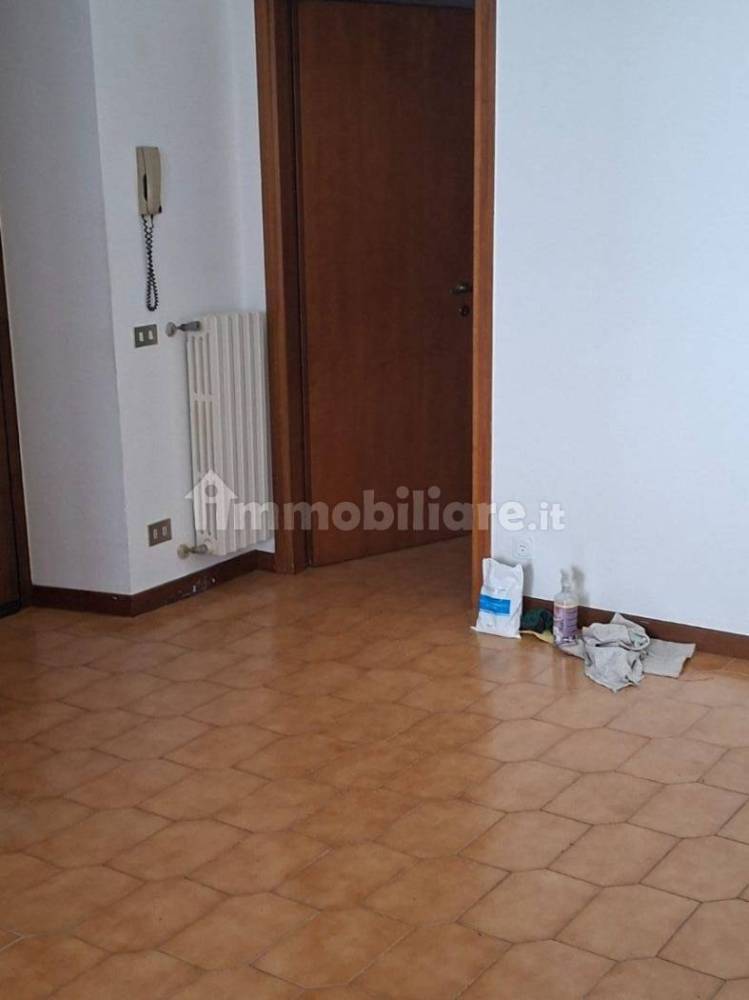 appartamento in affitto a Laveno-Mombello in zona Cerro