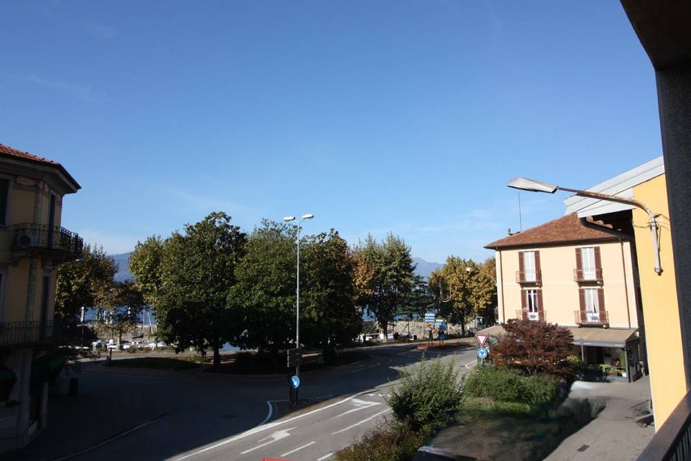 appartamento in affitto a Laveno-Mombello in zona Laveno