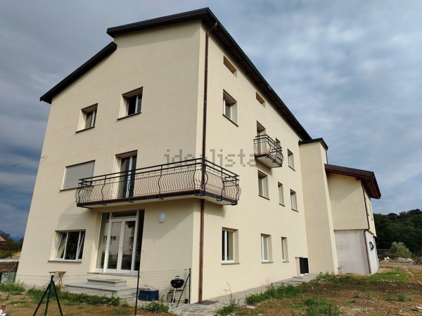 appartamento in affitto a Leggiuno