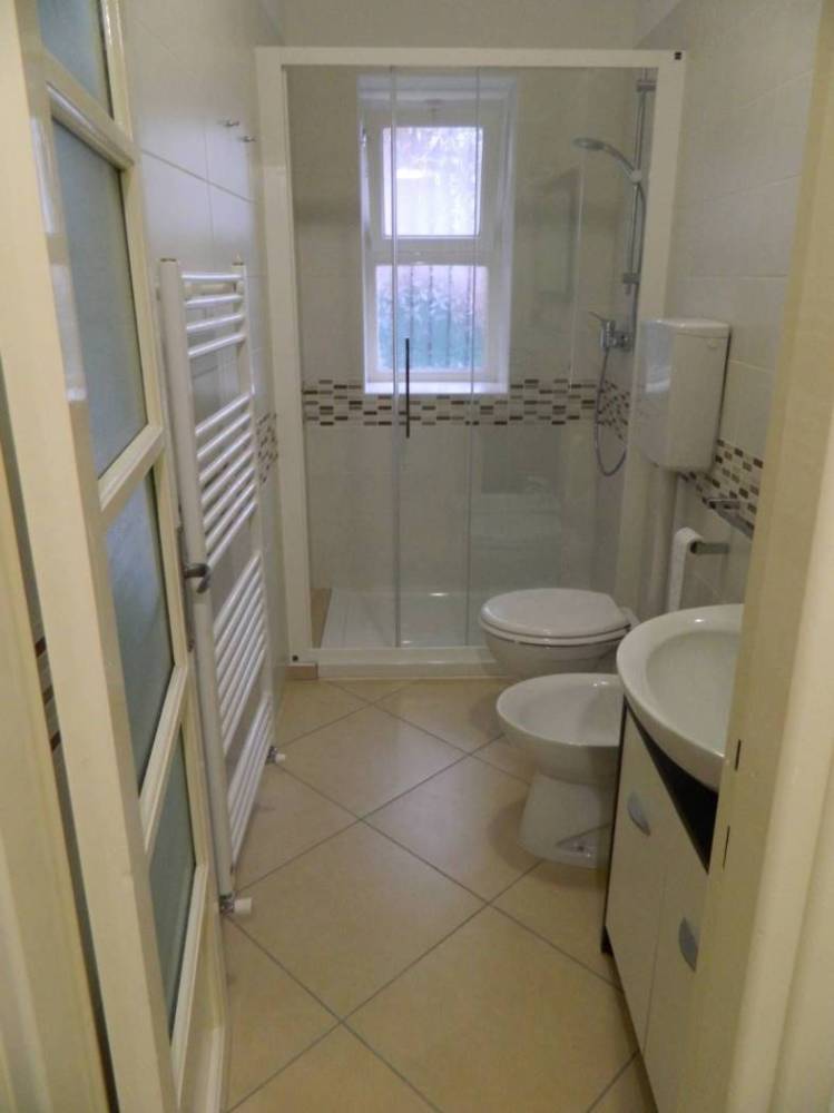 appartamento in affitto a Leggiuno in zona Reno