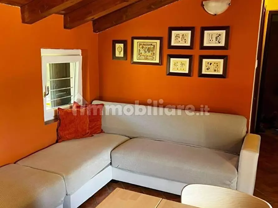 appartamento in affitto a Leggiuno in zona Campagna
