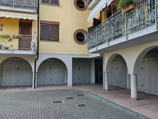 appartamento in affitto a Lonate Pozzolo