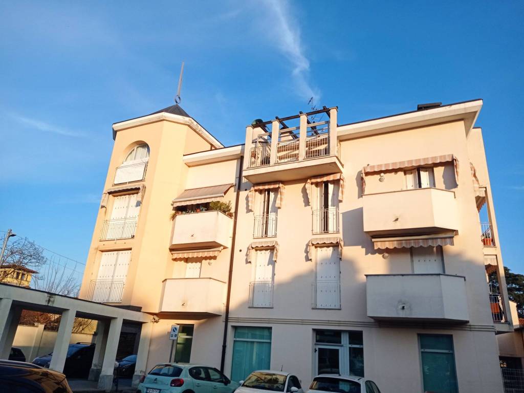 appartamento in affitto a Lonate Pozzolo