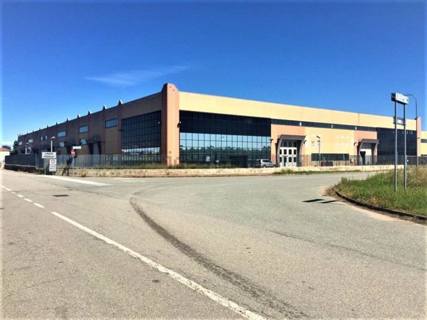 capannone in affitto a Lonate Pozzolo