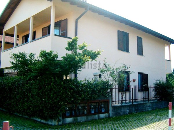 appartamento in affitto a Lonate Pozzolo