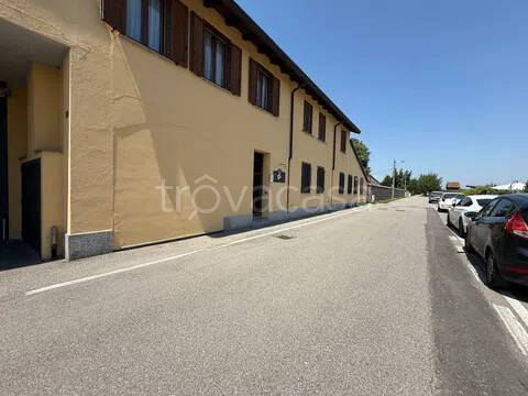 appartamento in affitto a Lonate Pozzolo in zona Tornavento