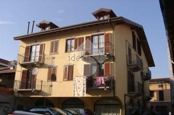 appartamento in affitto a Lonate Pozzolo