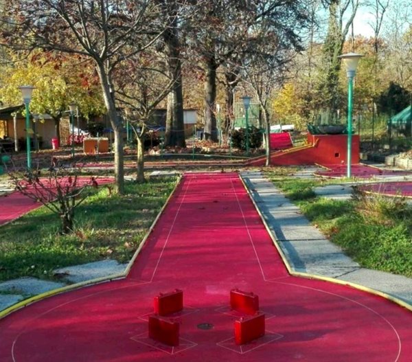 negozio in affitto a Lozza