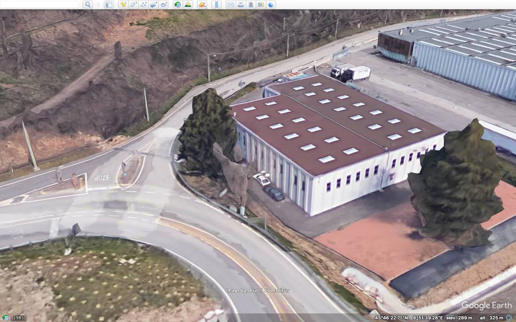 locale commerciale in affitto a Lozza