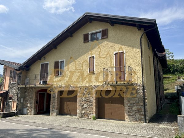 casa indipendente in affitto a Luino in zona Pianazzo