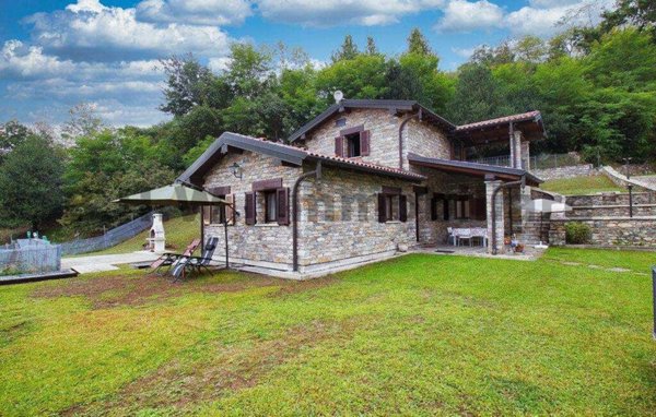 quadrivano in affitto a Luino