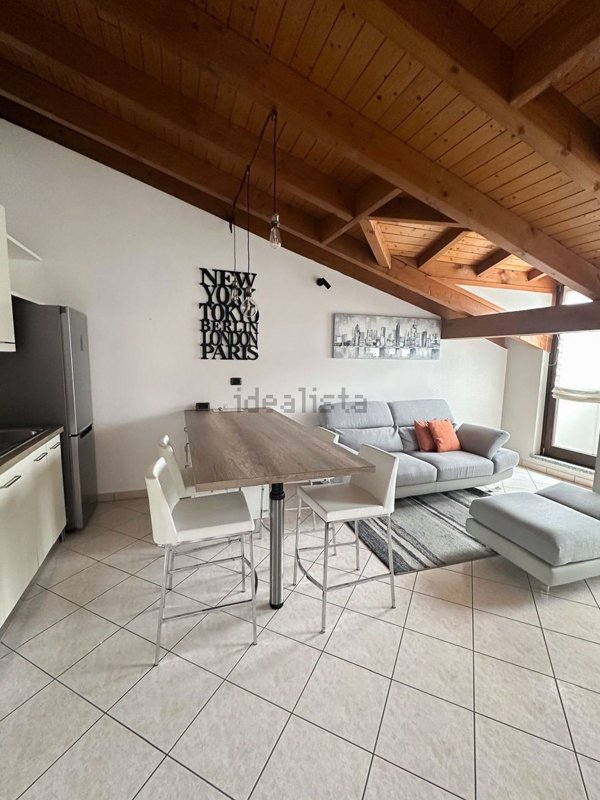 appartamento in affitto a Luino