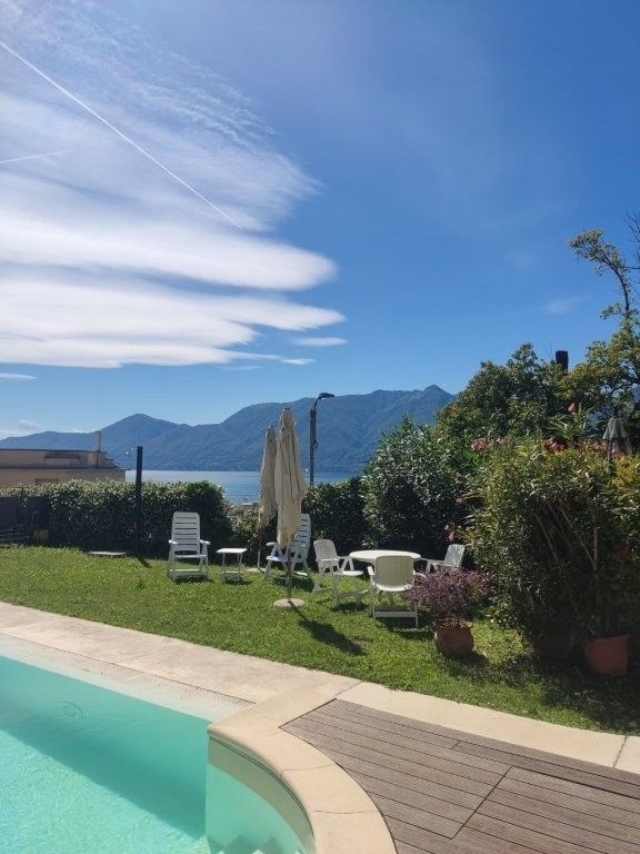 appartamento in affitto a Luino in zona Tecco