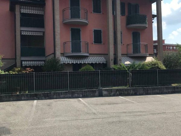 appartamento in affitto a Malnate