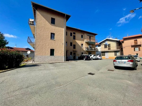 appartamento in affitto a Malnate