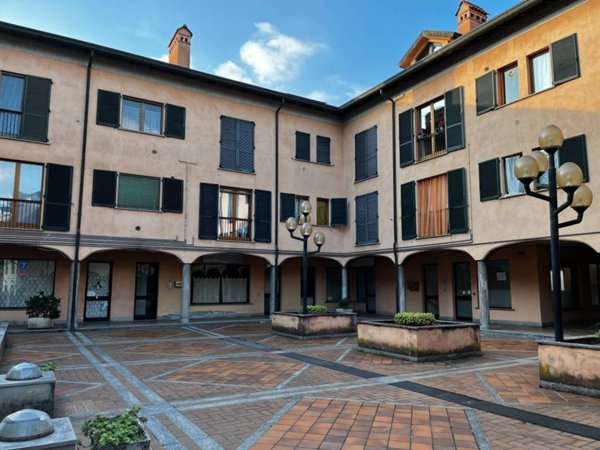 appartamento in affitto a Malnate