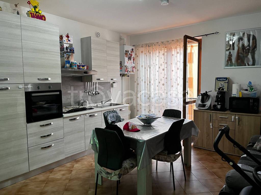 appartamento in affitto a Malnate