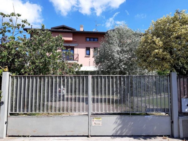 appartamento in affitto a Malnate