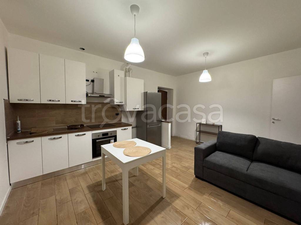 appartamento in affitto a Malnate