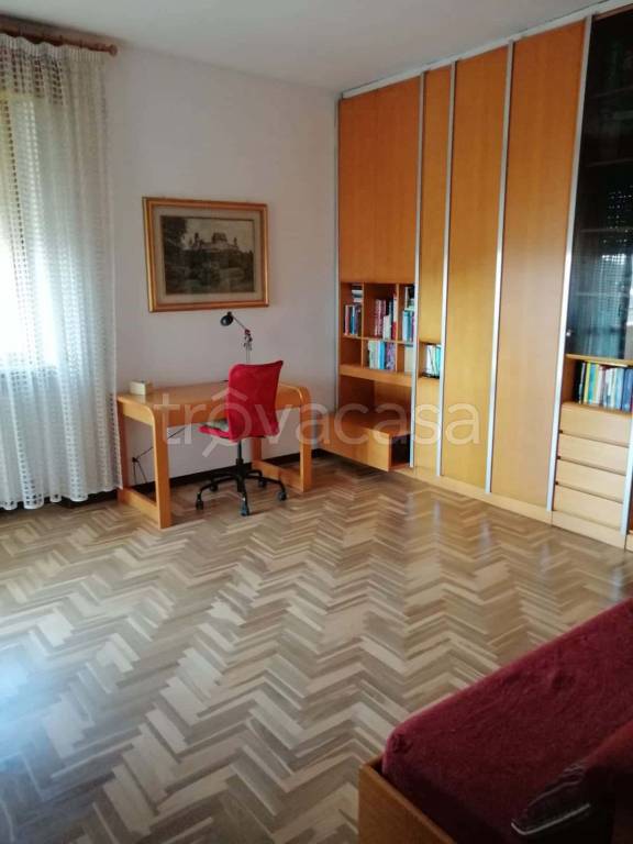 appartamento in affitto a Malnate