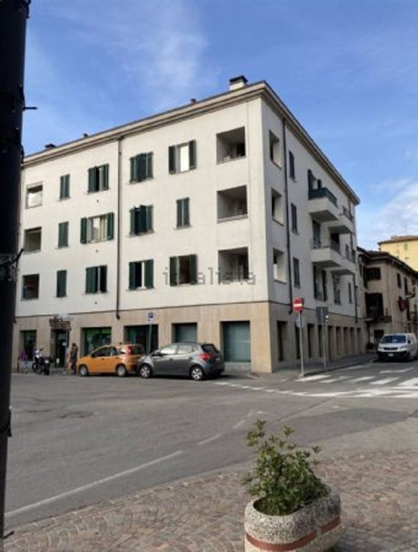 appartamento in affitto a Malnate