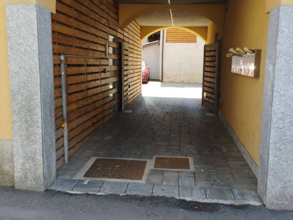 appartamento in affitto a Malnate