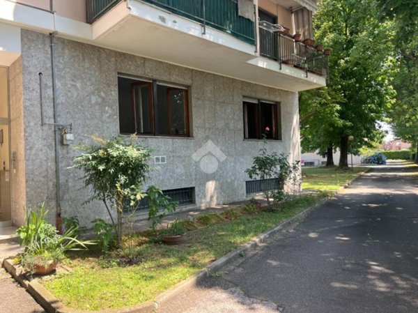 appartamento in affitto a Malnate in zona San Salvatore