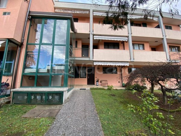 appartamento in affitto a Malnate in zona San Salvatore