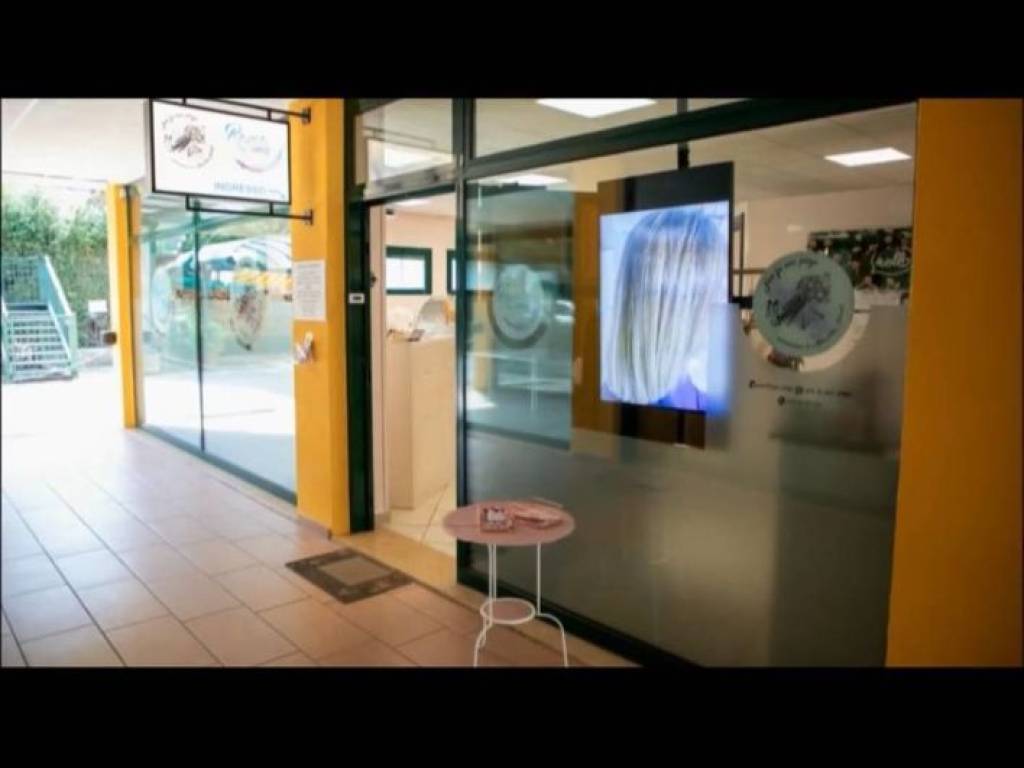 negozio in affitto a Marchirolo