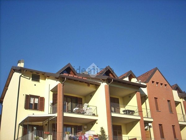 appartamento in affitto a Mercallo