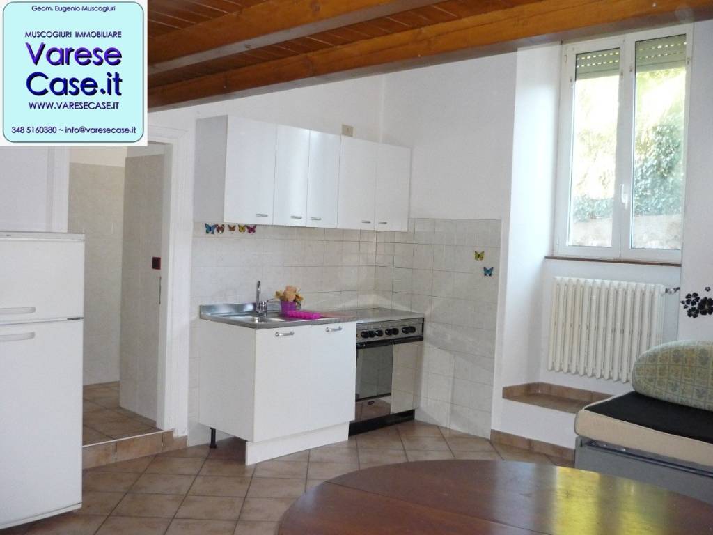 appartamento in affitto a Monvalle