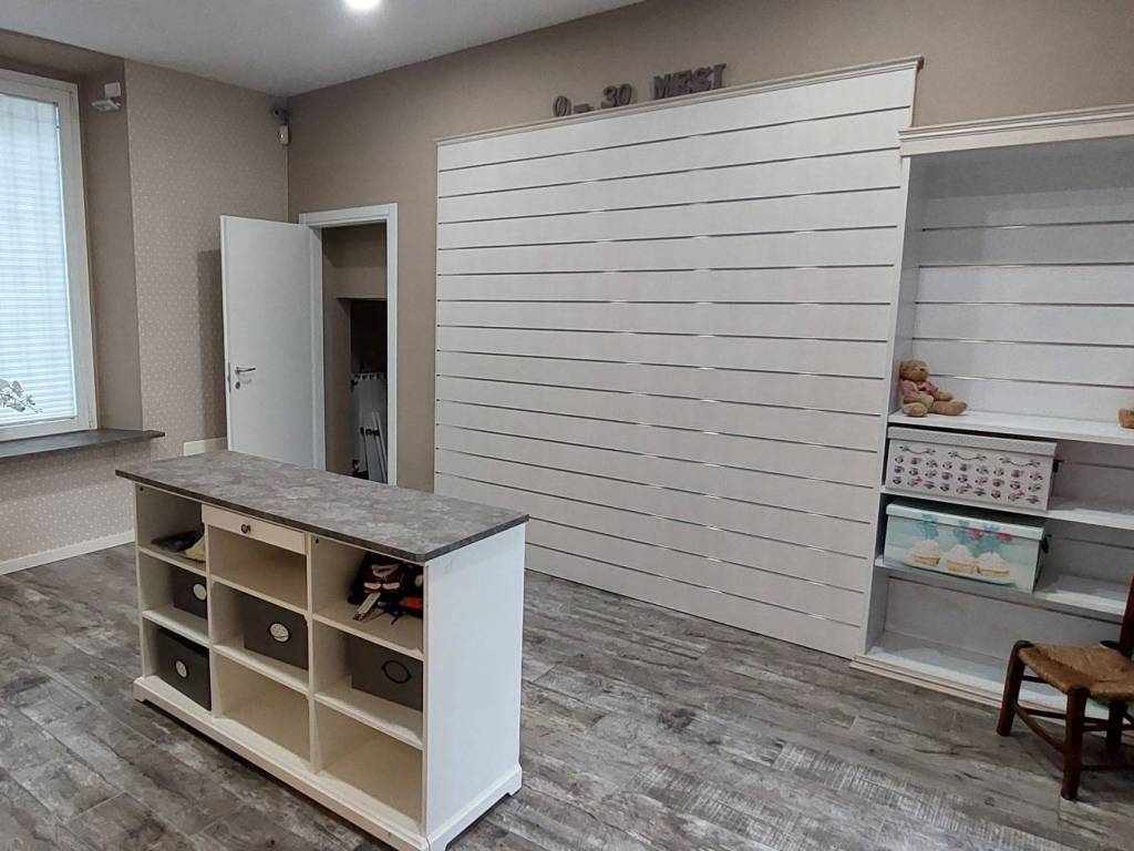 negozio in affitto a Morazzone