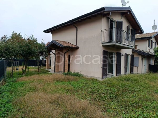 casa indipendente in affitto a Mornago