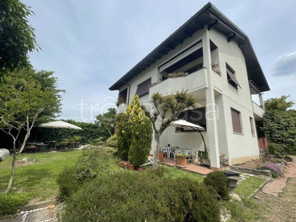 appartamento in affitto a Mornago