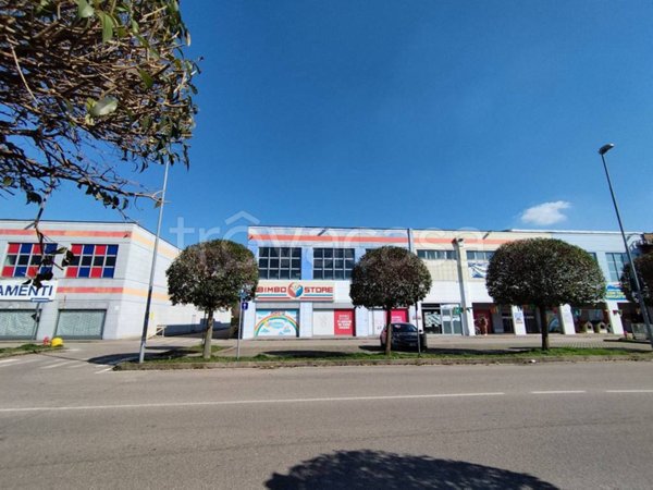 quadrivano in affitto ad Olgiate Olona