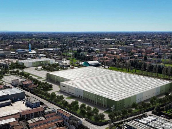 locale commerciale in affitto ad Olgiate Olona