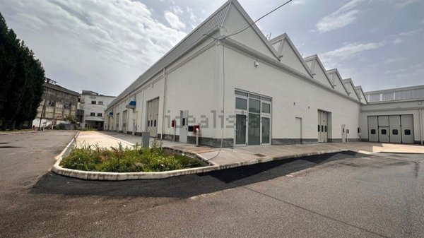 capannone in affitto ad Olgiate Olona