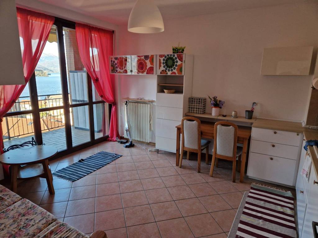 appartamento in affitto a Porto Ceresio