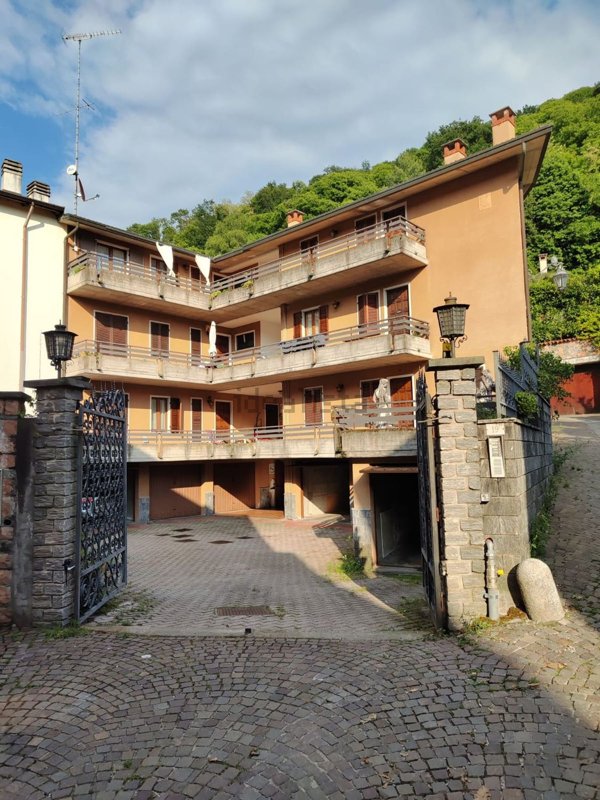 appartamento in affitto a Porto Ceresio