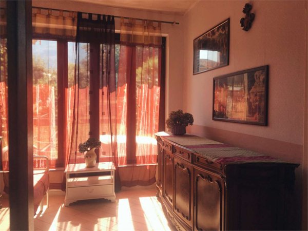 appartamento in affitto a Porto Valtravaglia