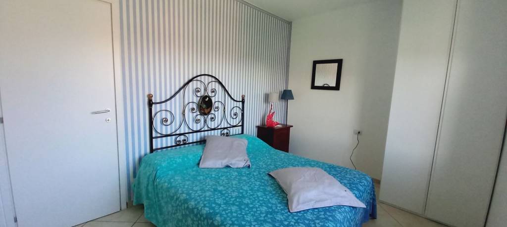 appartamento in affitto a Porto Valtravaglia in zona Muceno