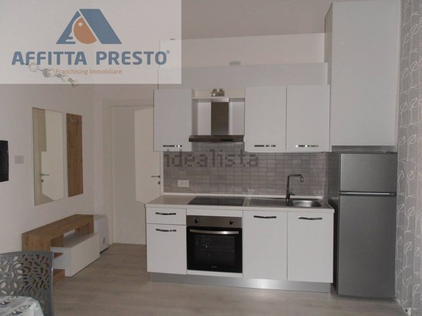 appartamento in affitto a Porto Valtravaglia