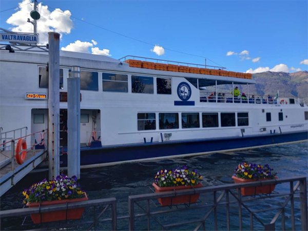 casa indipendente in affitto a Porto Valtravaglia