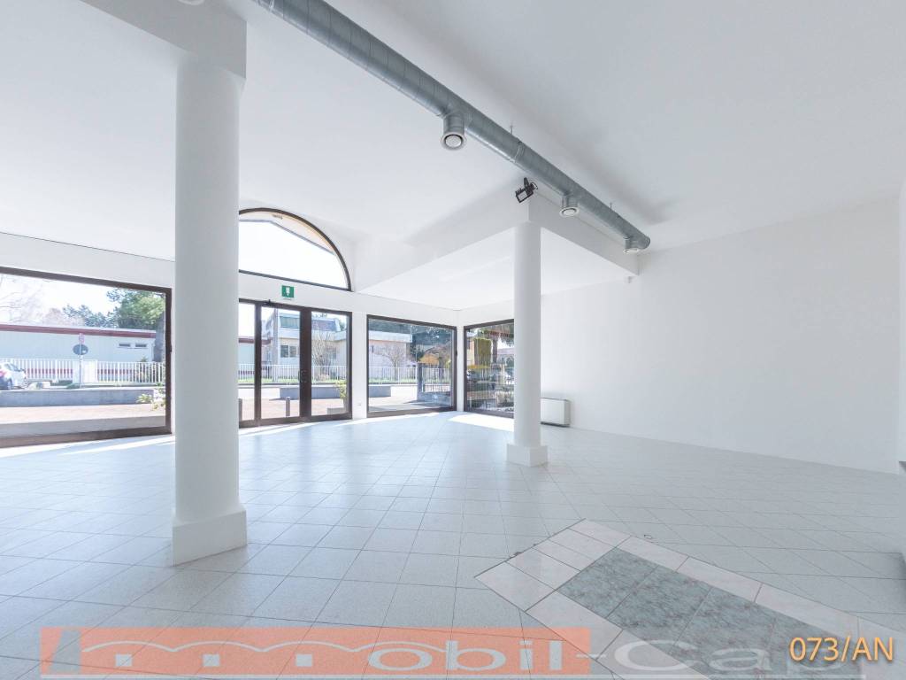monolocale in affitto a Samarate