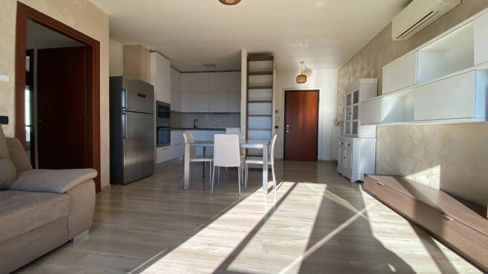 appartamento in affitto a Samarate